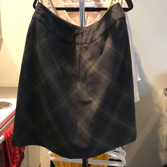 Reitmans Skirt - Picture 2 of 2